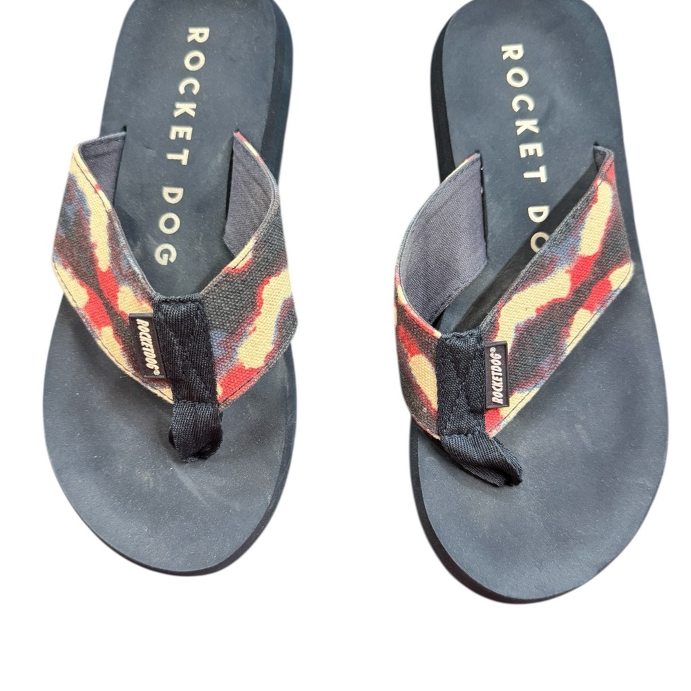 Rocket Dog Navy and Tie Dye  Vibrant Patterned Sandals Things. Size 6 like new